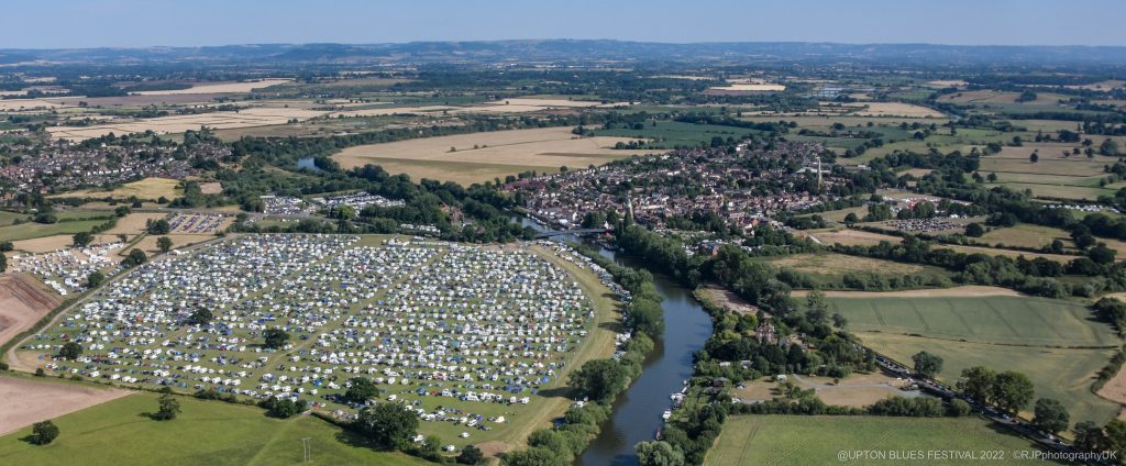 OFFICIAL CAMPSITE UPTONBLUES